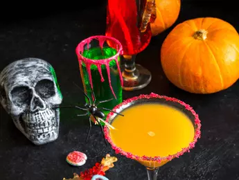 31 Easy Spooky Halloween Cocktails