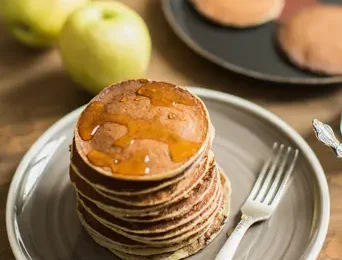 Carbquik Pancakes - featured